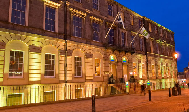 Holiday Inn Express Edinburgh City Ctr Exterior