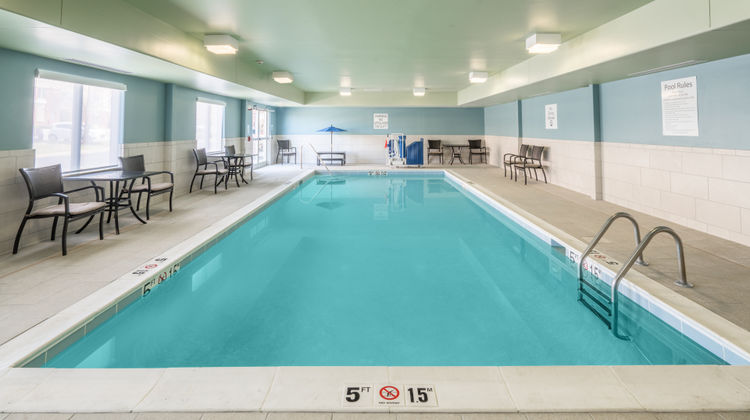 Holiday Inn Express Radcliff-Fort Knox Pool