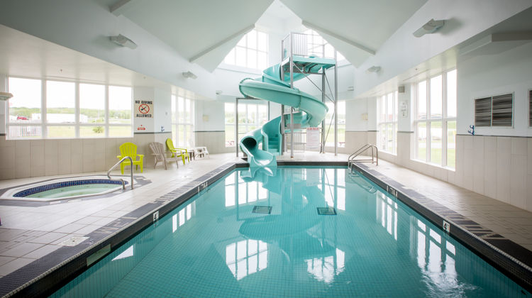 Holiday Inn Express Pool