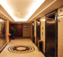 Holiday Inn Shenzhen Donghua Lobby