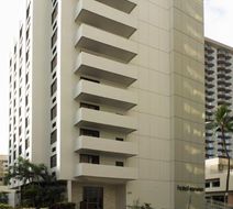Hotel Renew Exterior