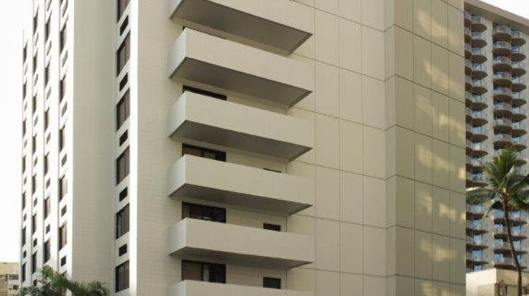 Hotel Renew Exterior