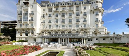 Eurostars Hotel Real Exterior