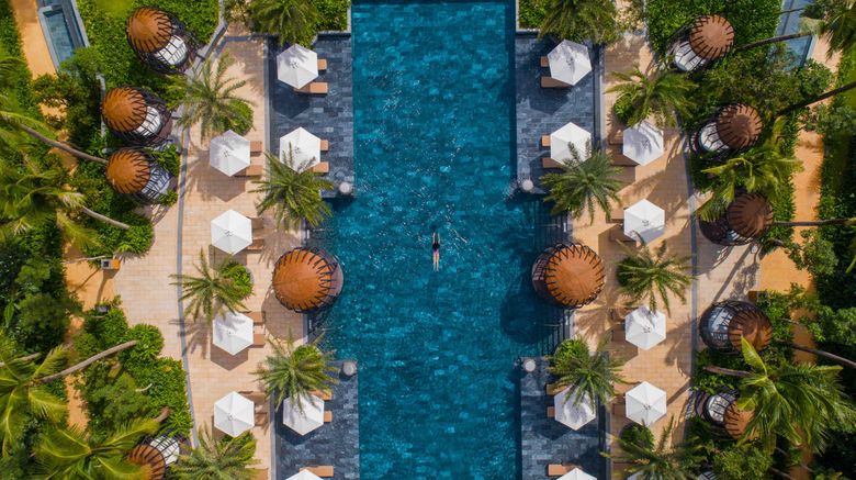 <b>InterContinental Long Beach Resort Pool</b>. Images powered by <a href="https://www.leonardoworldwide.com/" title="Leonardo Worldwide" target="_blank">Leonardo</a>.