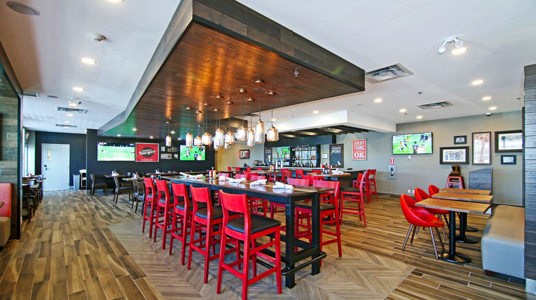 <b>Holiday Inn & Stes Calgary Airport North Restaurant</b>. Images powered by <a href="https://www.leonardoworldwide.com/" title="Leonardo Worldwide" target="_blank">Leonardo</a>.