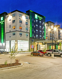 Holiday Inn & Stes Calgary Airport North