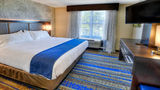 Holiday Inn Hotel & Suites Tupelo North Suite