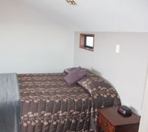 Centennial Court Motor Inn Room