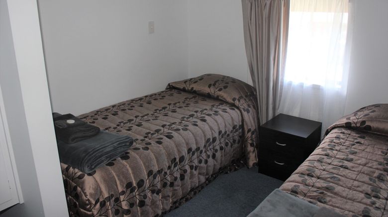 <b>Centennial Court Motor Inn Room</b>. Images powered by <a href="https://www.leonardoworldwide.com/" title="Leonardo Worldwide" target="_blank">Leonardo</a>.