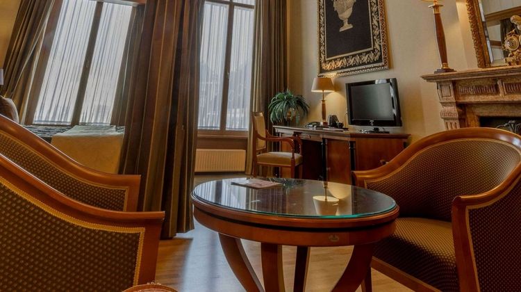 Grand Hotel De Draak & Residence Room