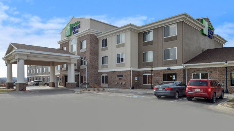 Holiday Inn Express  and  Suites Omaha West Exterior. Images powered by <a href="https://www.leonardoworldwide.com" target="_blank" rel="noopener">Leonardo</a>.