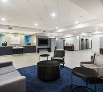 Holiday Inn Hotel & Suites Lobby
