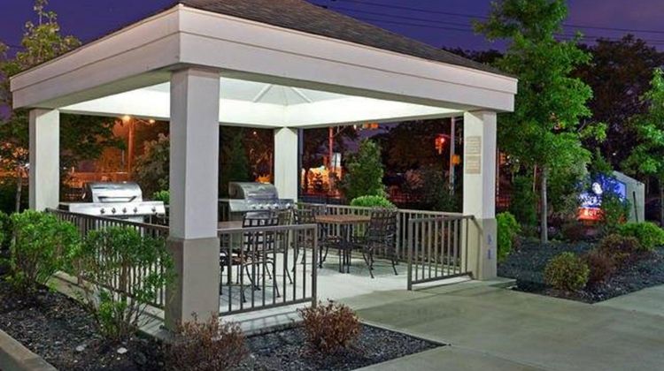 Candlewood Suites Recreation