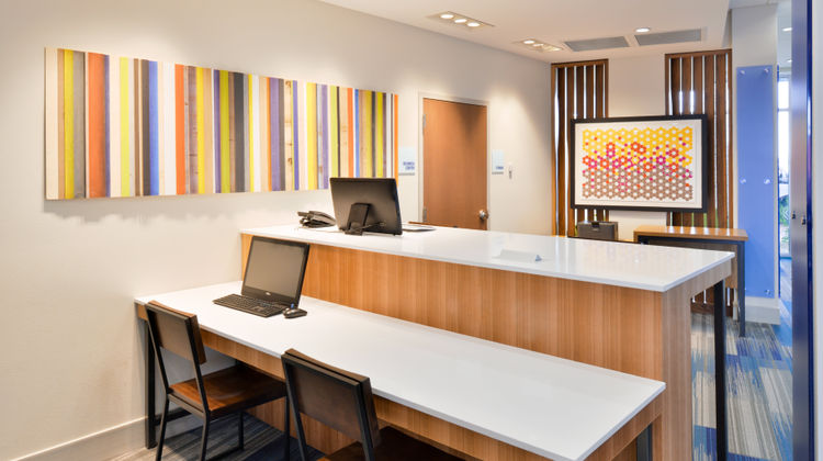 Holiday Inn Express & Suites Madison Other