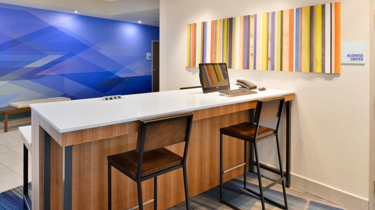 Holiday Inn Express & Suites Madison Other
