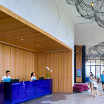 Holiday Inn Rsort Vana Nava Hua Hin
