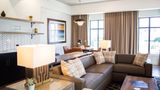 Hotel Indigo Hattiesburg Suite