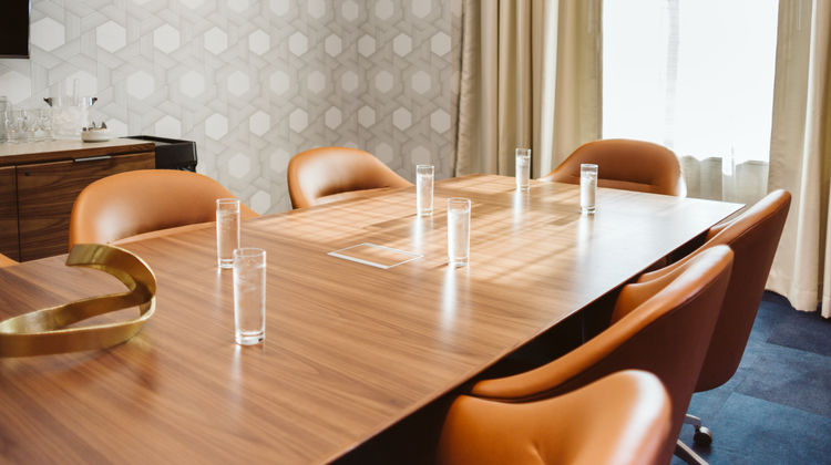Hotel Indigo Hattiesburg Meeting