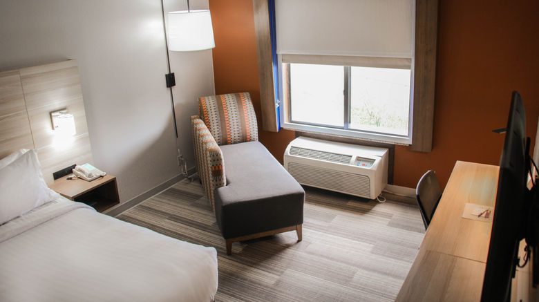 <b>Holiday Inn Express Hotel & Suites Room</b>. Images powered by <a href="https://www.leonardoworldwide.com/" title="Leonardo Worldwide" target="_blank">Leonardo</a>.