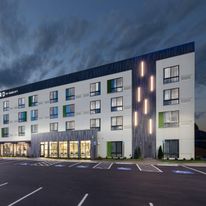 Courtyard by Marriott Russellville