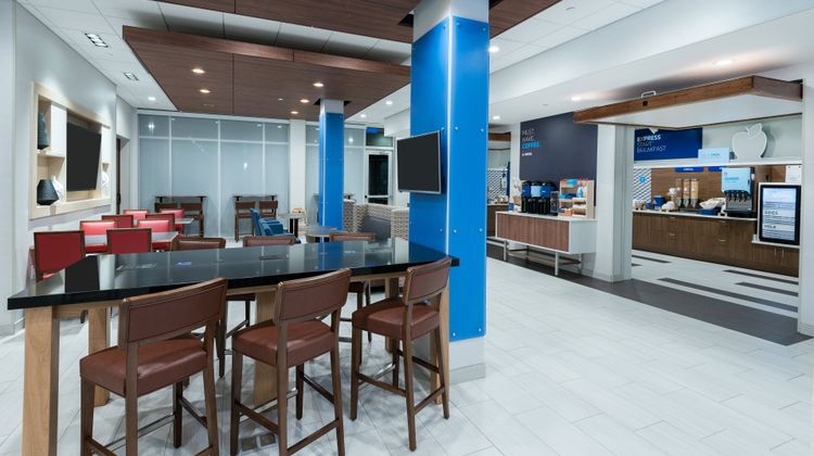 Holiday Inn Express & Suites Bryan Restaurant