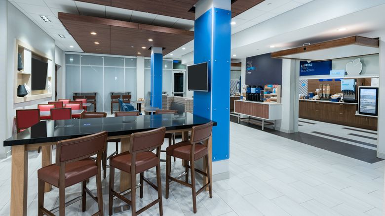 <b>Holiday Inn Express & Suites Bryan Restaurant</b>. Images powered by <a href="https://www.leonardoworldwide.com/" title="Leonardo Worldwide" target="_blank">Leonardo</a>.