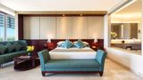 Crowne Plaza Ahmedabad City Centre Suite