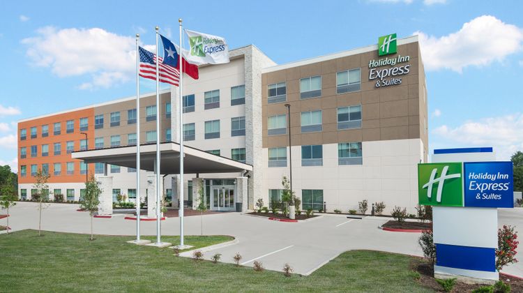 Holiday Inn Express & Suites Bryan Exterior