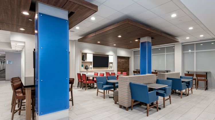Holiday Inn Express & Suites Bryan Restaurant