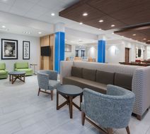 Holiday Inn Express & Suites Bryan Lobby