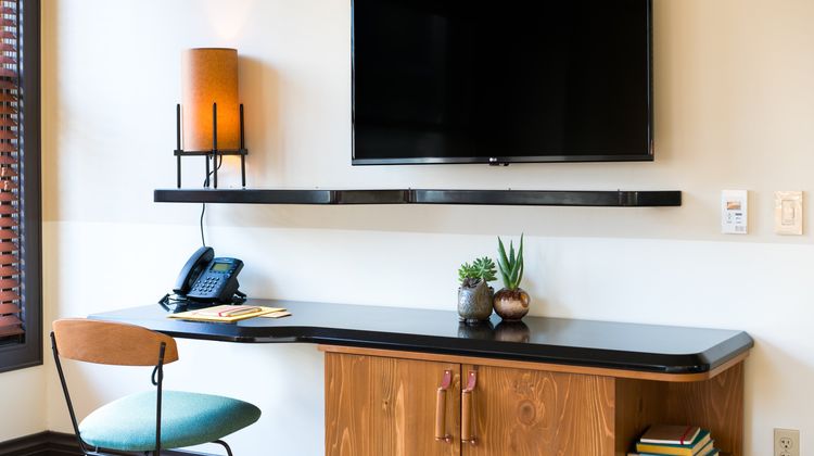 The Freehand Los Angeles Room