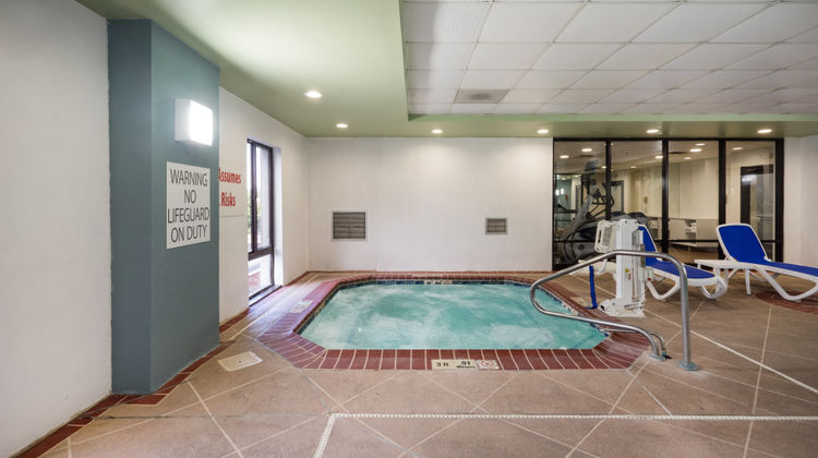 Holiday Inn Express & Suites Pool