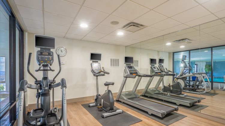 Holiday Inn Express & Suites Health Club