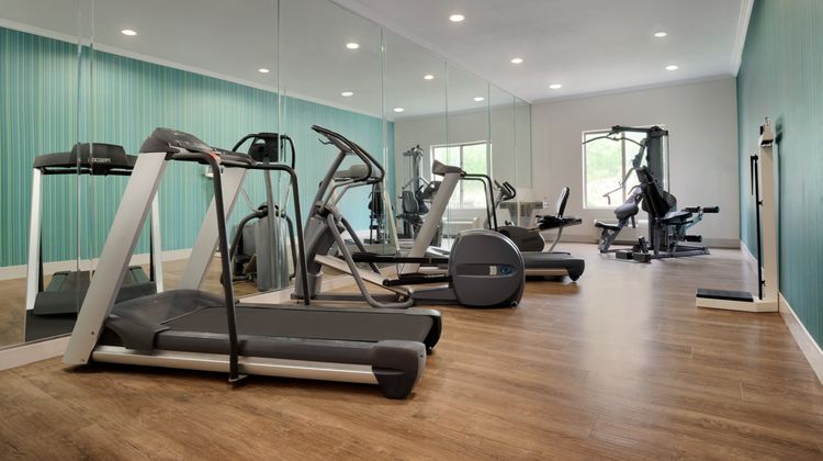 Holiday Inn Express Hotel & Suites Health Club