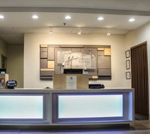 Holiday Inn Express Hotel & Suites Lobby