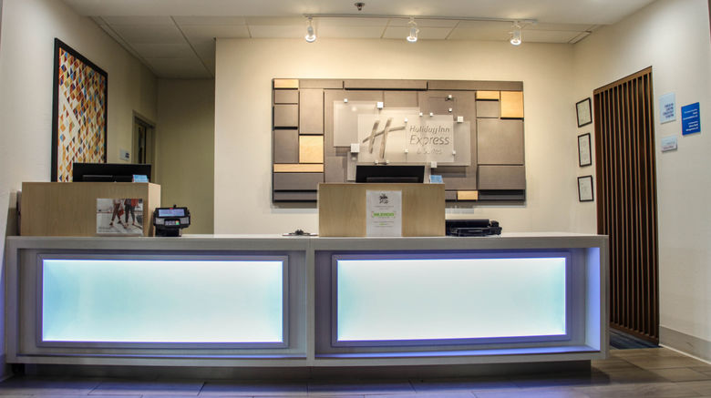 <b>Holiday Inn Express Hotel & Suites Lobby</b>. Images powered by <a href="https://www.leonardoworldwide.com/" title="Leonardo Worldwide" target="_blank">Leonardo</a>.