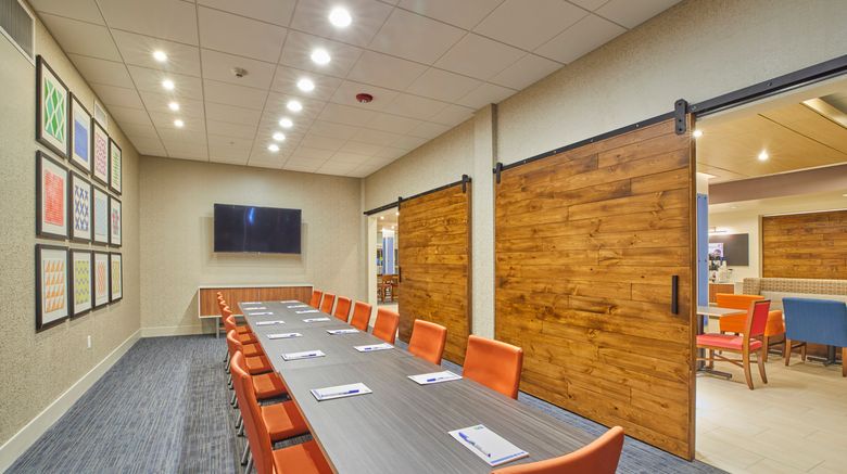 <b>Holiday Inn Express & Suites Hermiston Meeting</b>. Images powered by <a href="https://www.leonardoworldwide.com/" title="Leonardo Worldwide" target="_blank">Leonardo</a>.