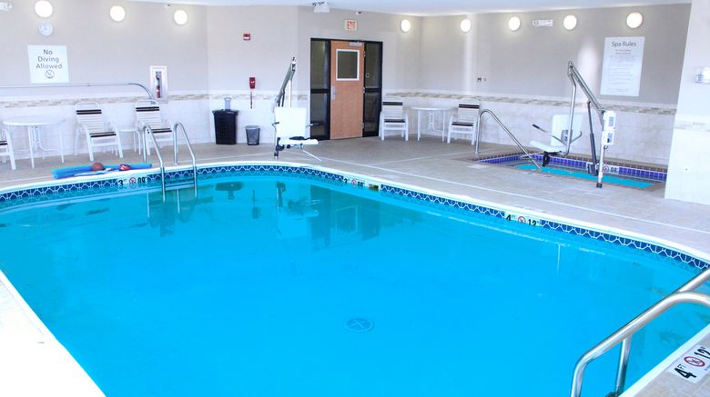 <b>Holiday Inn Express Pool</b>. Images powered by <a href="https://www.leonardoworldwide.com/" title="Leonardo Worldwide" target="_blank">Leonardo</a>.