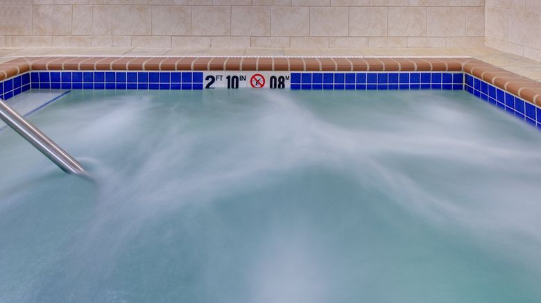 <b>Holiday Inn Express Pool</b>. Images powered by <a href="https://www.leonardoworldwide.com/" title="Leonardo Worldwide" target="_blank">Leonardo</a>.