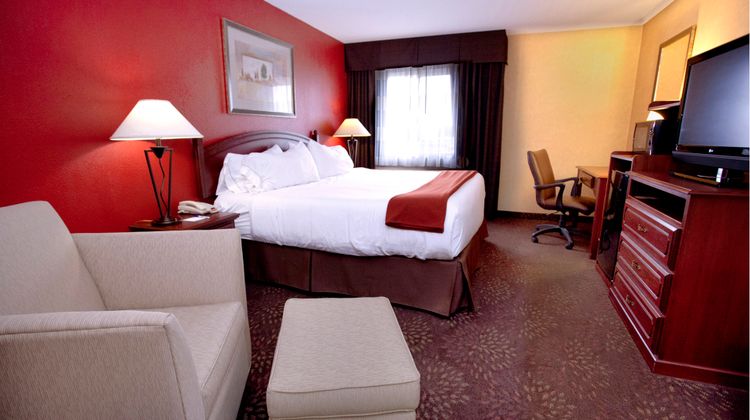 Holiday Inn Express Room