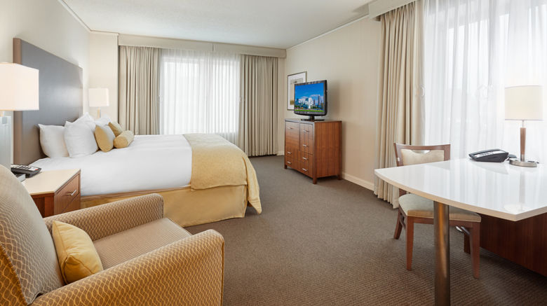 <b>InterContinental Suites Hotel Room</b>. Images powered by <a href="https://www.leonardoworldwide.com/" title="Leonardo Worldwide" target="_blank">Leonardo</a>.