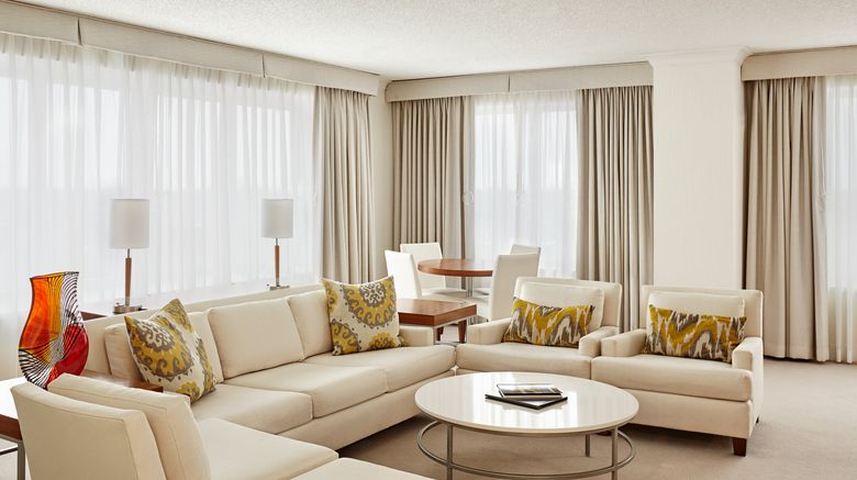 <b>InterContinental Suites Hotel Suite</b>. Images powered by <a href="https://www.leonardoworldwide.com/" title="Leonardo Worldwide" target="_blank">Leonardo</a>.