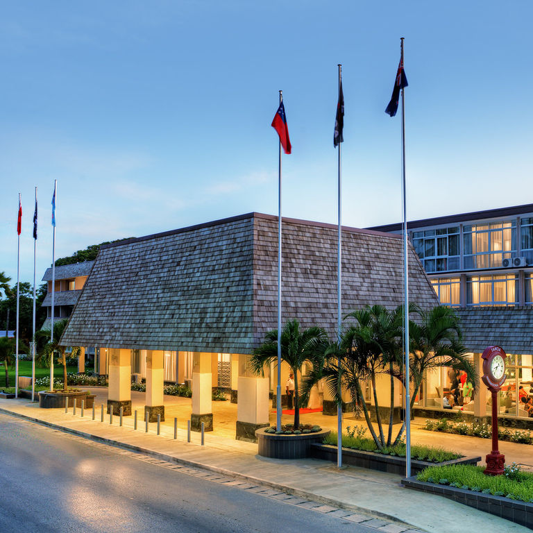Tanoa International Dateline Hotel