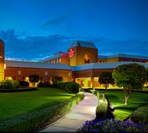 Crowne Plaza Providence-Warwick Exterior