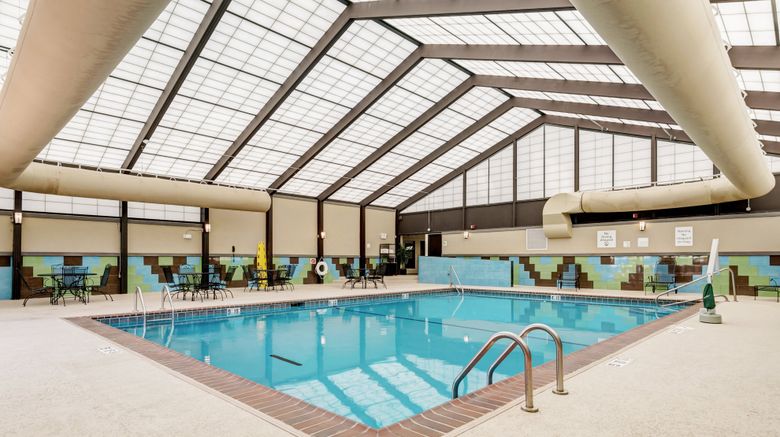 <b>Holiday Inn St. Louis Airport West Pool</b>. Images powered by <a href="https://www.leonardoworldwide.com/" title="Leonardo Worldwide" target="_blank">Leonardo</a>.