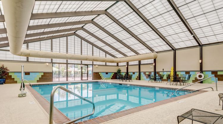 Holiday Inn St. Louis Airport West Pool