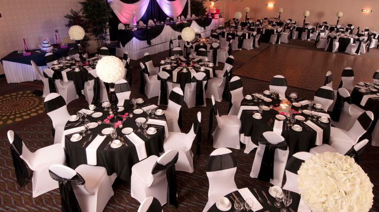 Holiday Inn St. Louis Airport West Ballroom