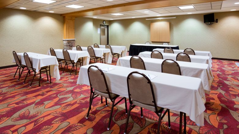<b>Holiday Inn Express Hotel & Suites Meeting</b>. Images powered by <a href="https://www.leonardoworldwide.com/" title="Leonardo Worldwide" target="_blank">Leonardo</a>.