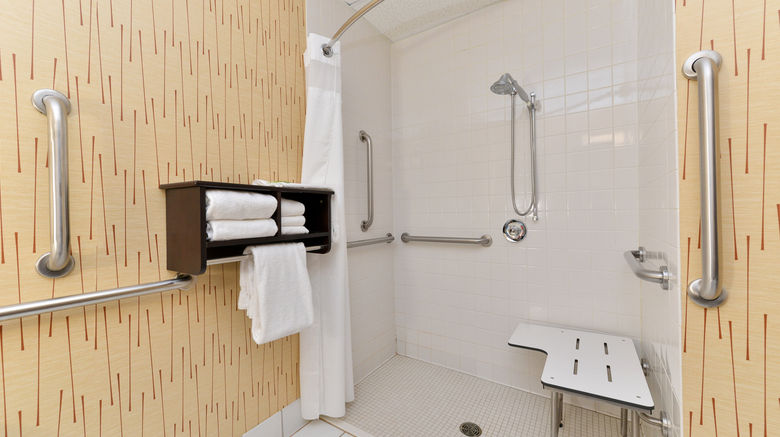 <b>Holiday Inn Express Inver Grove Heights Room</b>. Images powered by <a href="https://www.leonardoworldwide.com/" title="Leonardo Worldwide" target="_blank">Leonardo</a>.