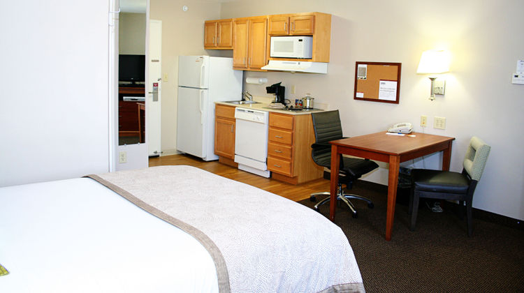 Candlewood Suites Harrisonburg Suite